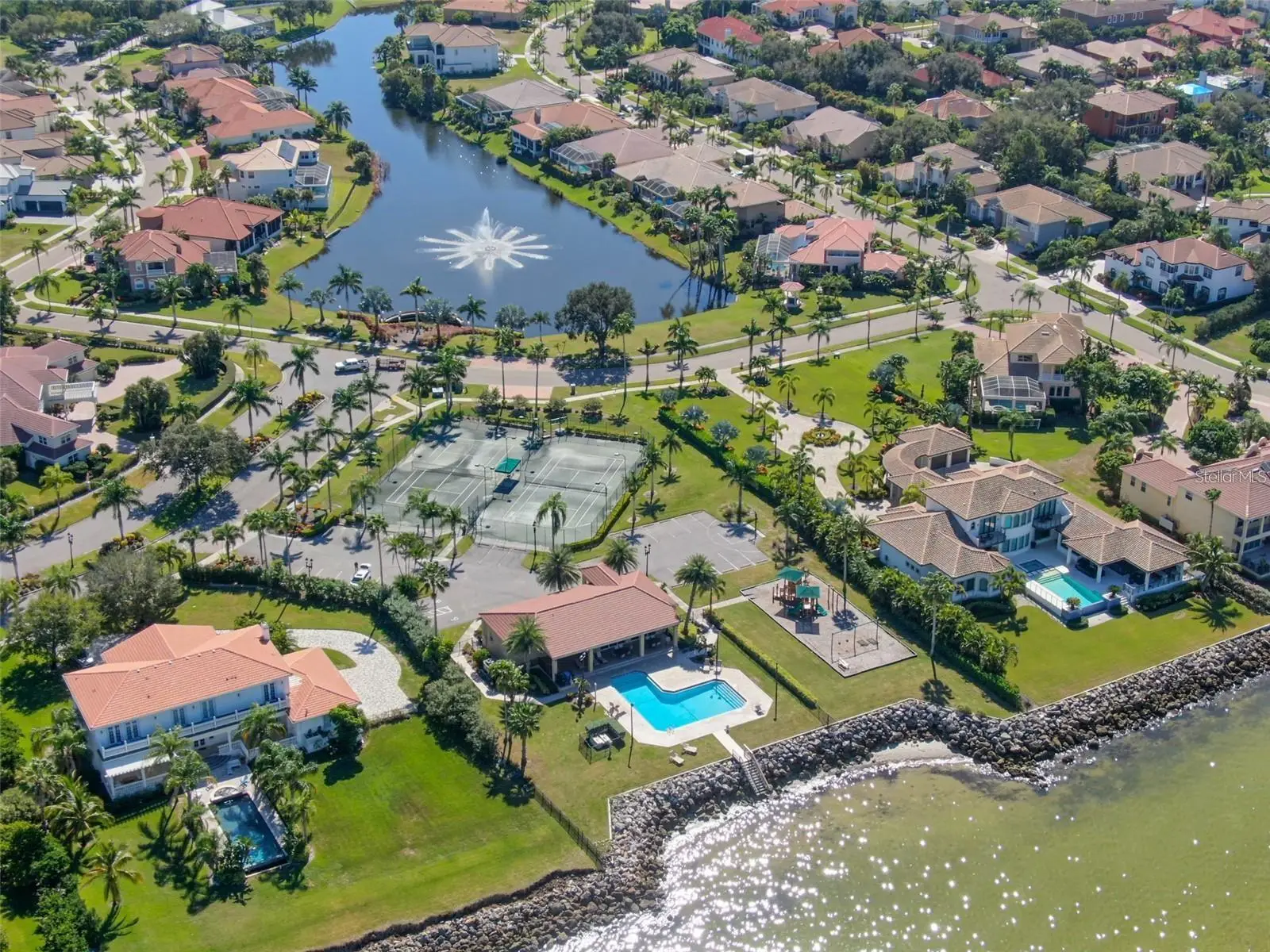 5913 La Rosa Lane, FL