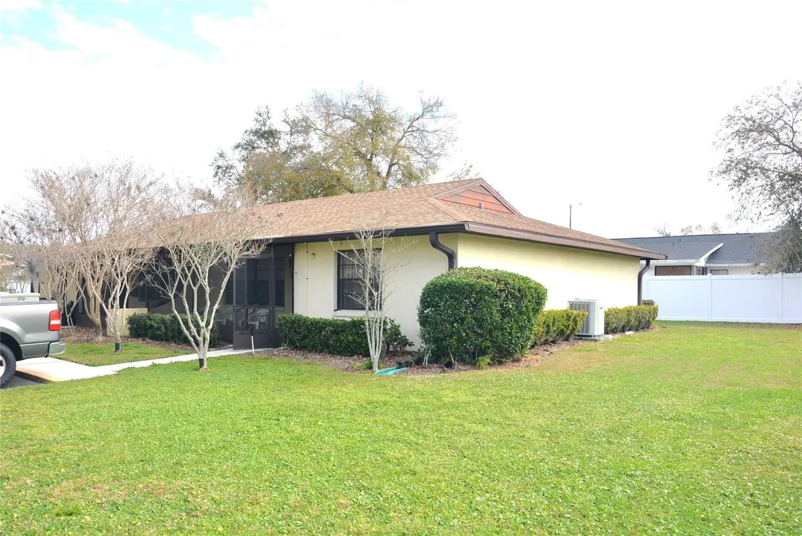 17 Kendra Ct
