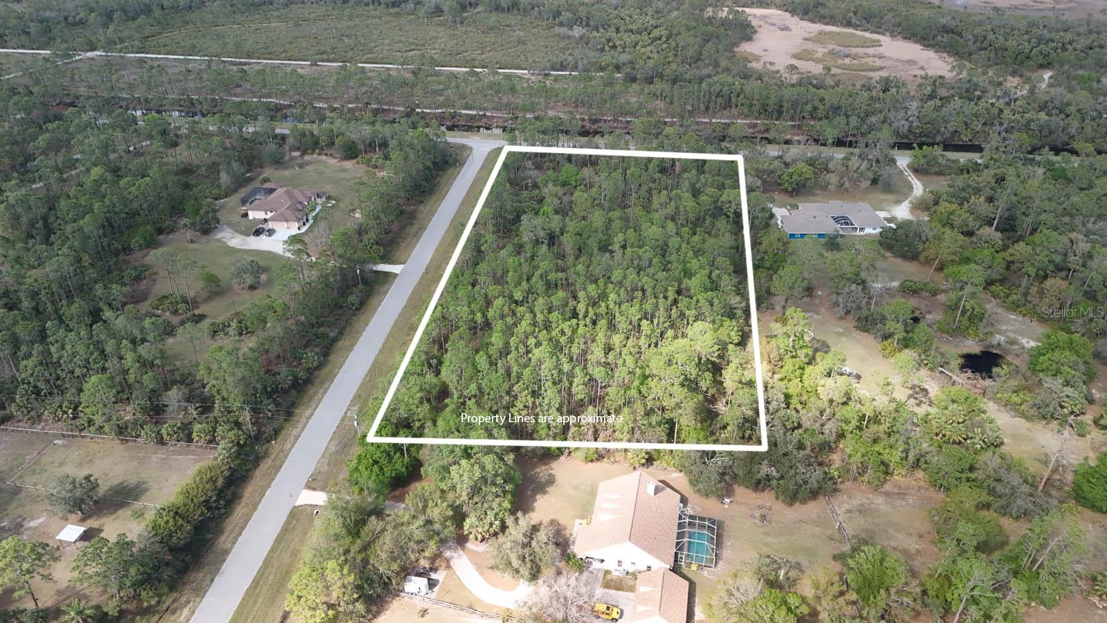 Estates Drive, FL