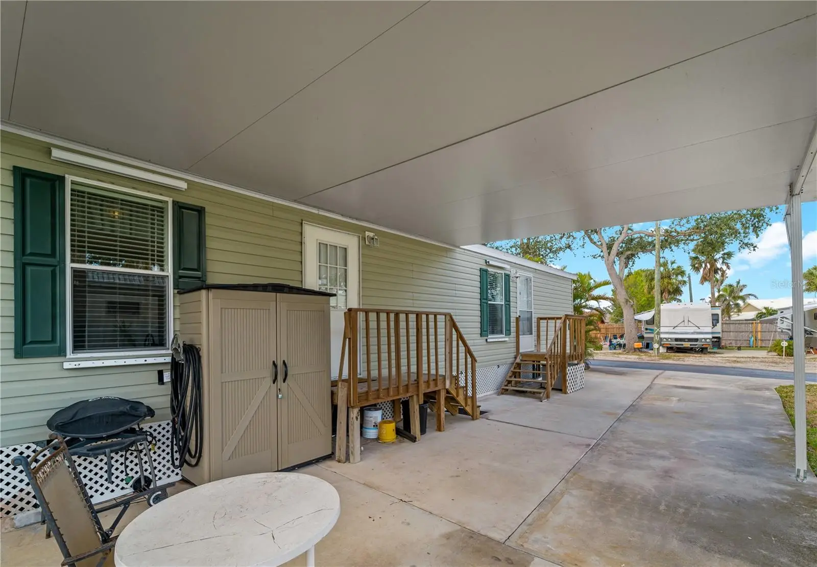 1800 Englewood Road, FL