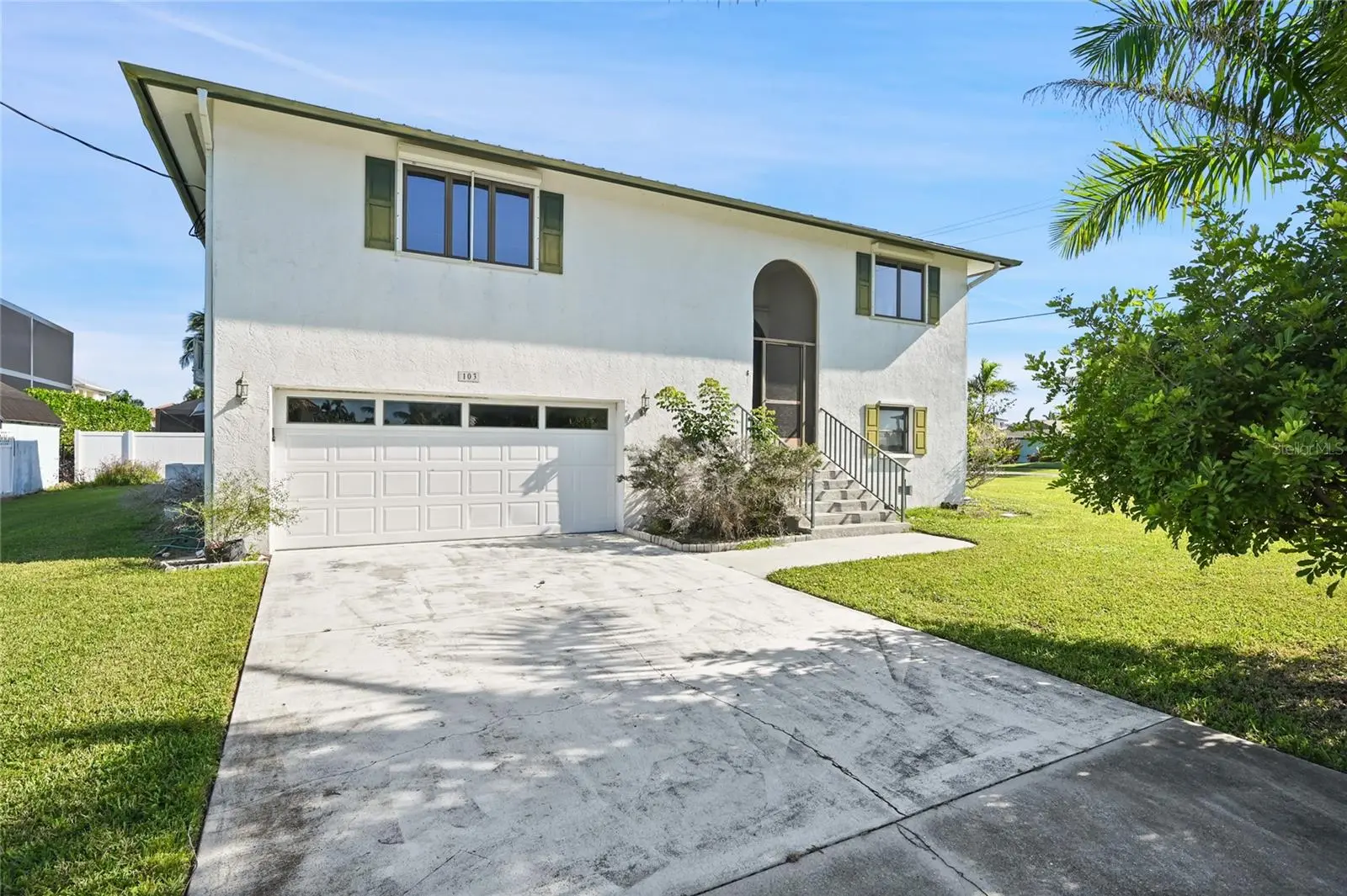103 Tahiti Circle, FL