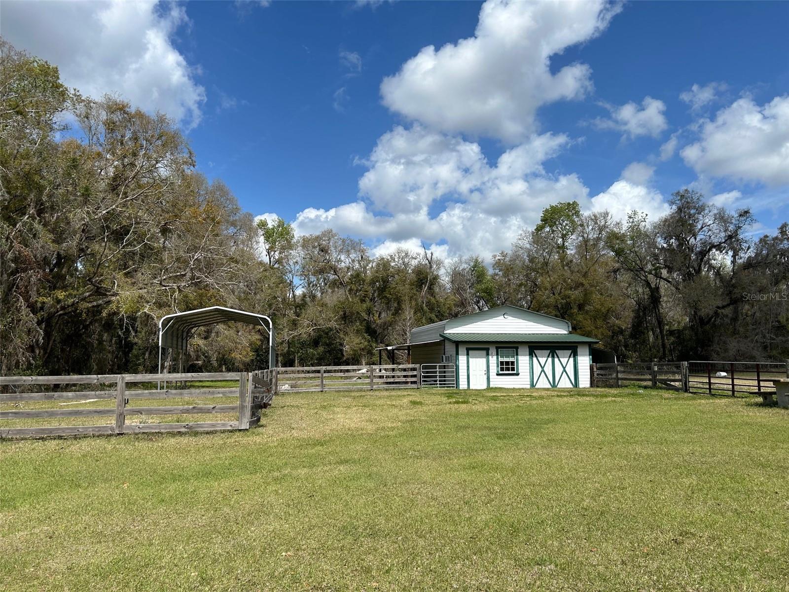 13925 Us-441, FL