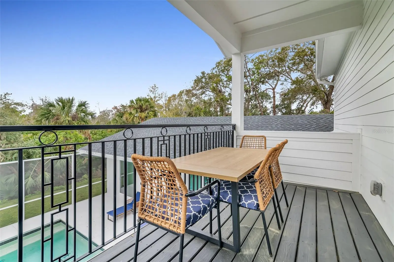 599 Glendevon Drive, FL