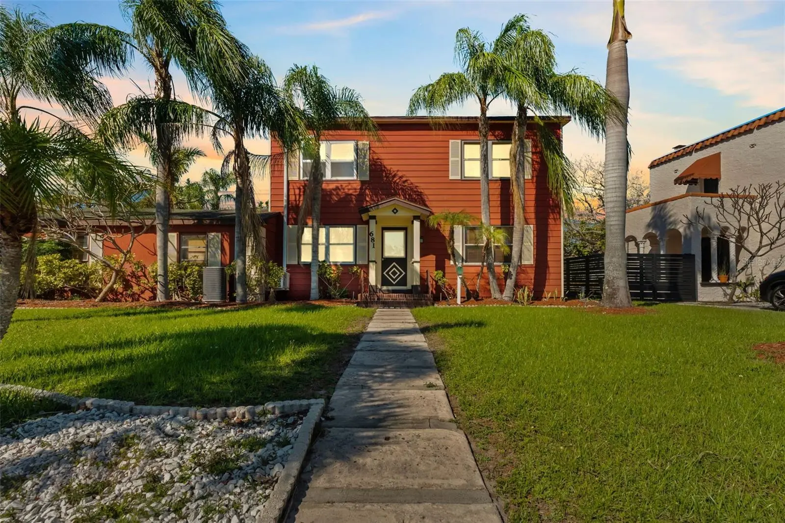 681 Jasmine Way, FL