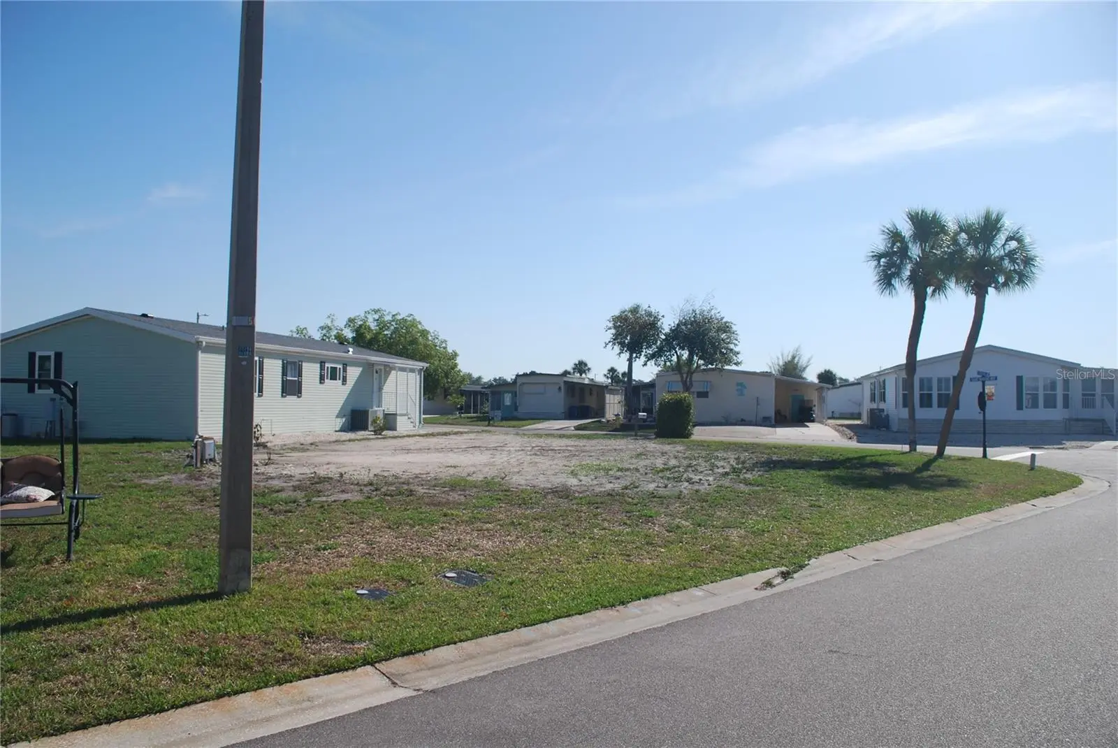 102 Saint Martins Way, FL