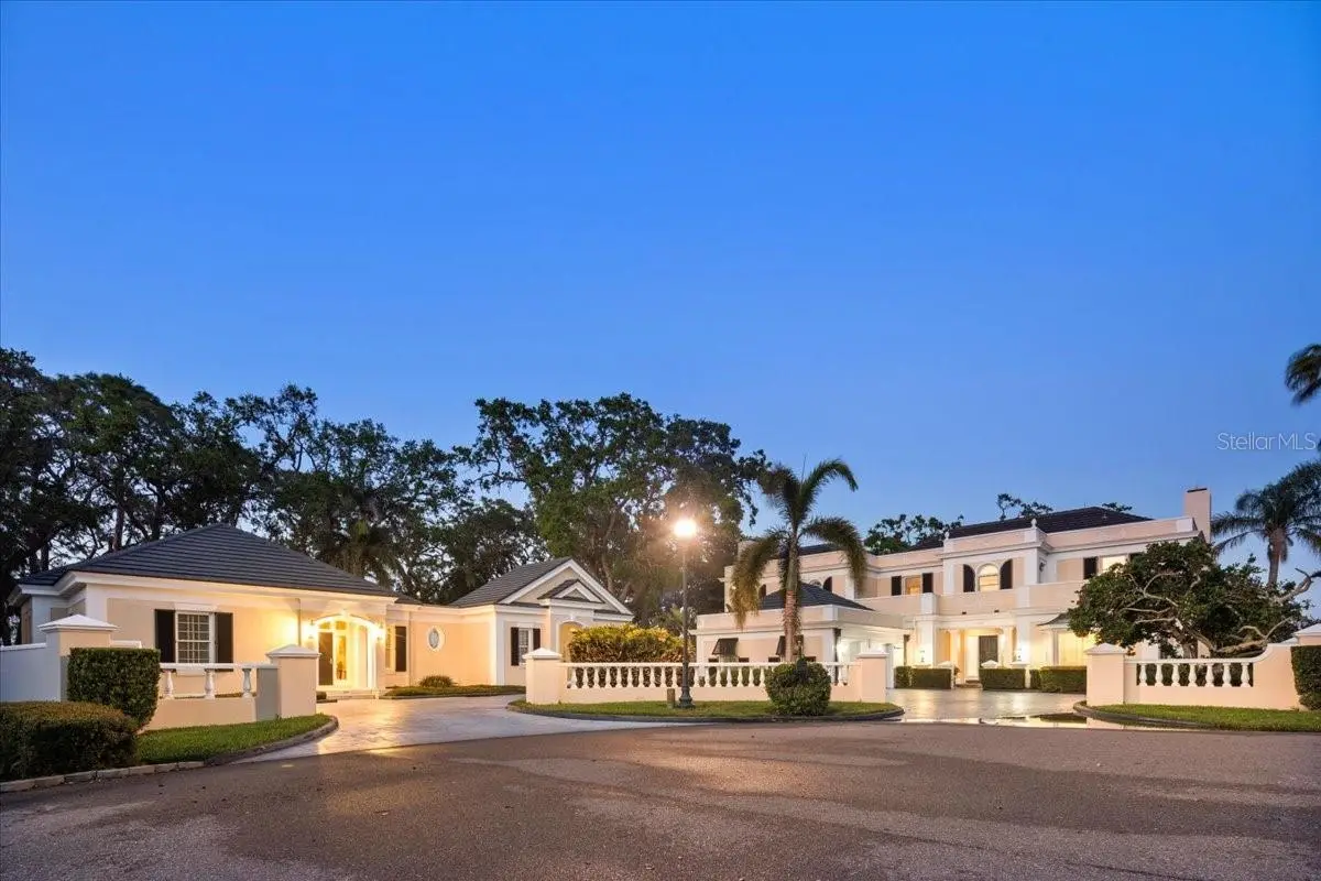 236 Saint James Park, FL