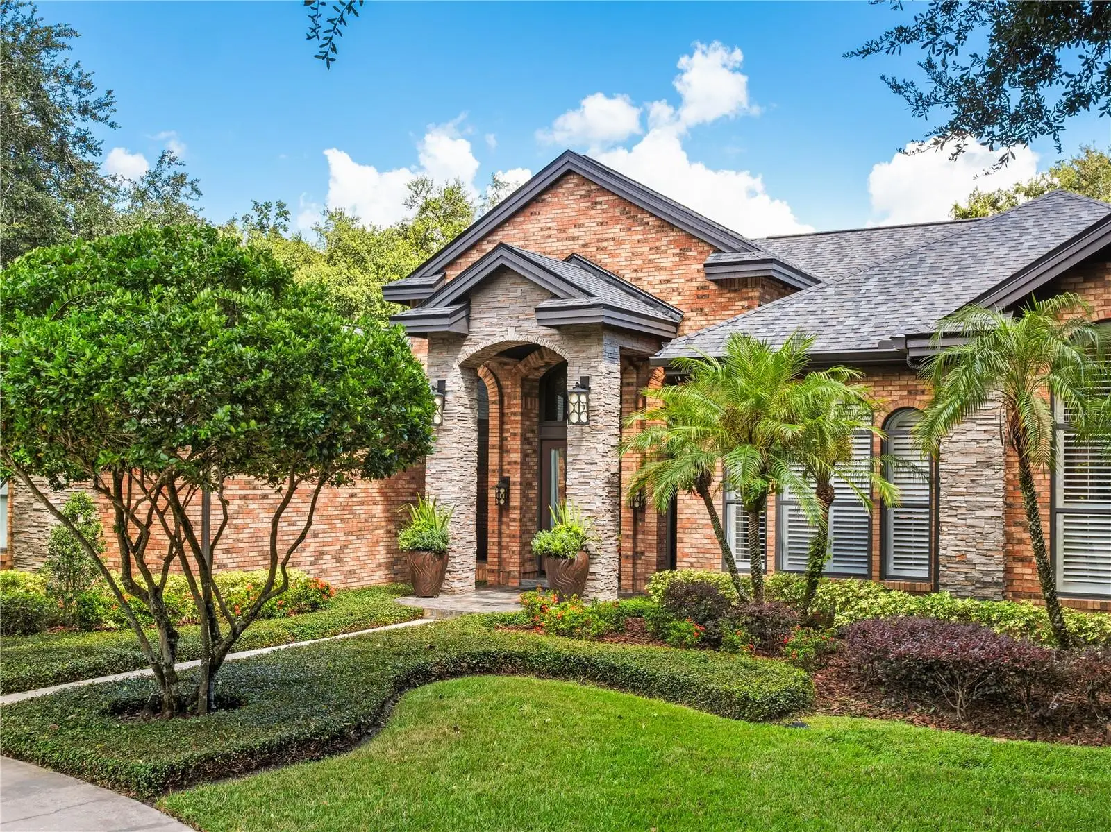 16211 Villarreal De Avila, FL