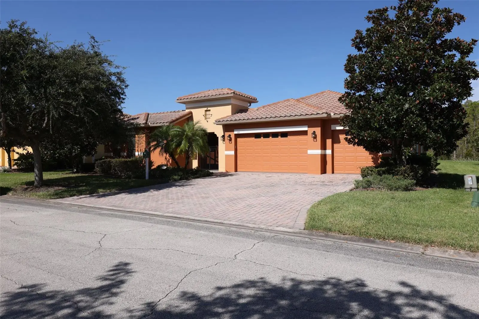 619 Tapatio Lane, FL