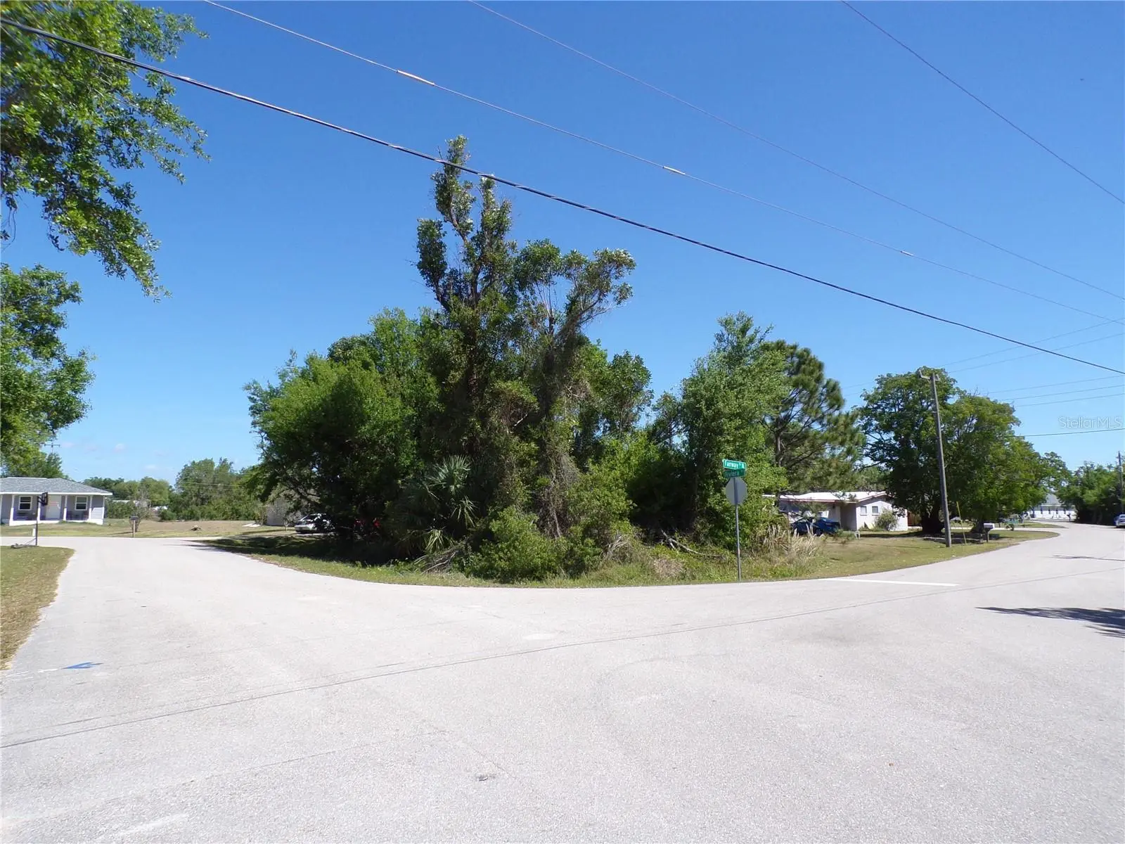4704 Fairway Drive, FL