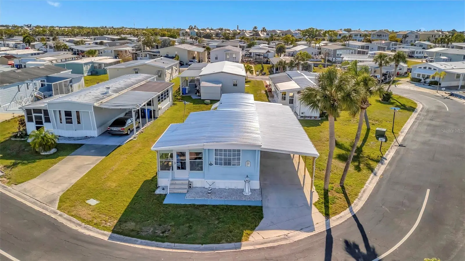 128 Saint Johns Way, FL