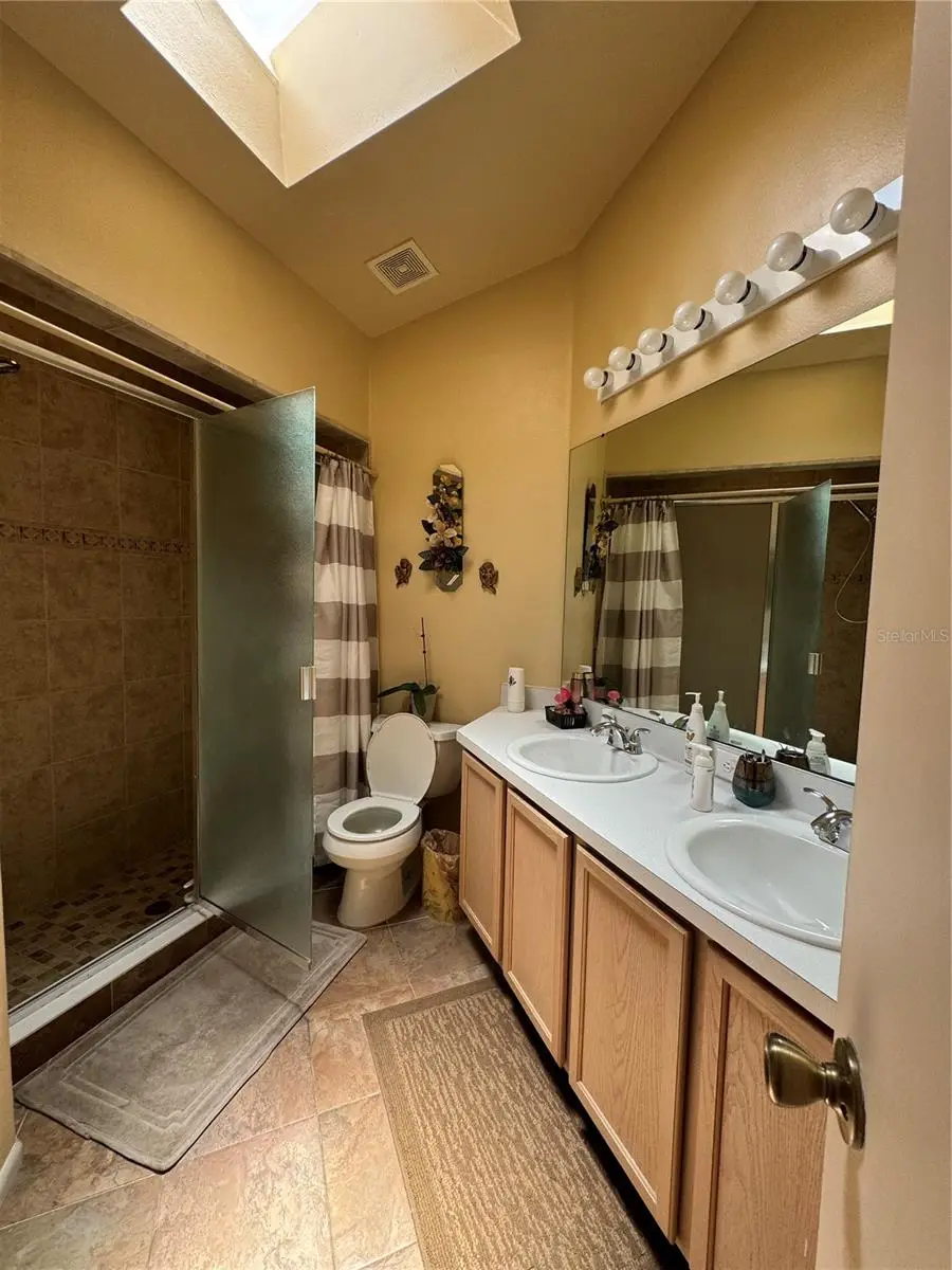 105 Cattail Court, FL