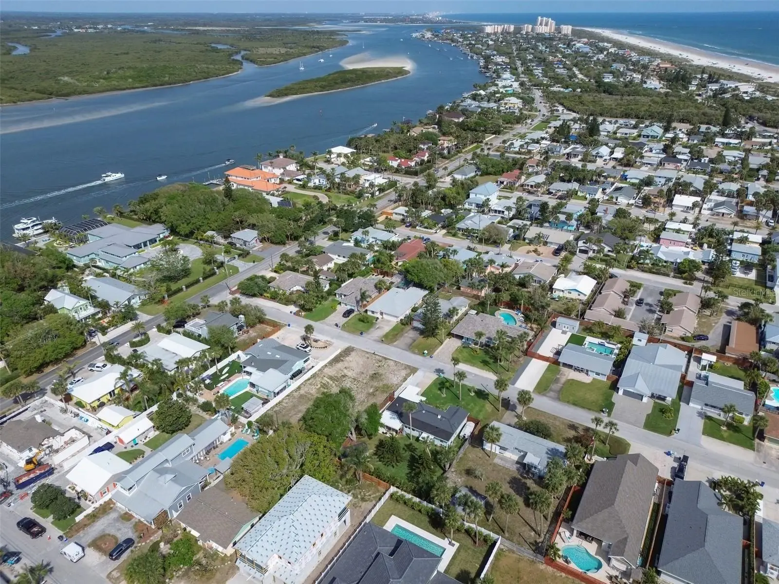 209 Normandy Avenue, FL