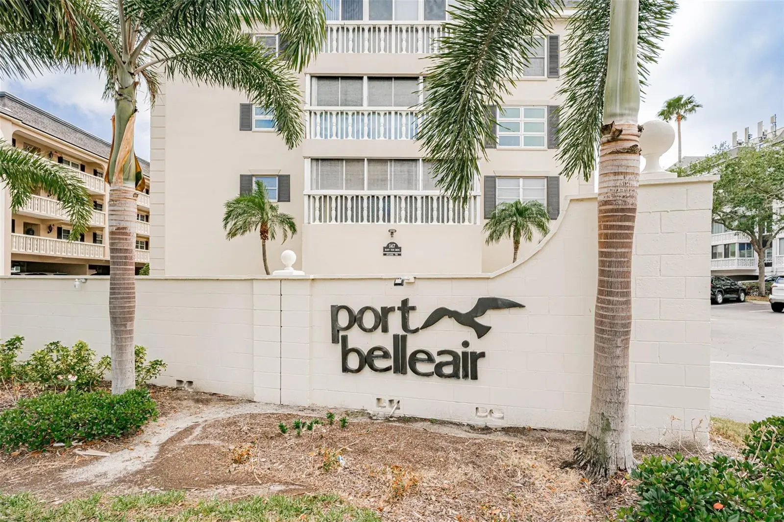 147 Bluff View Drive, FL