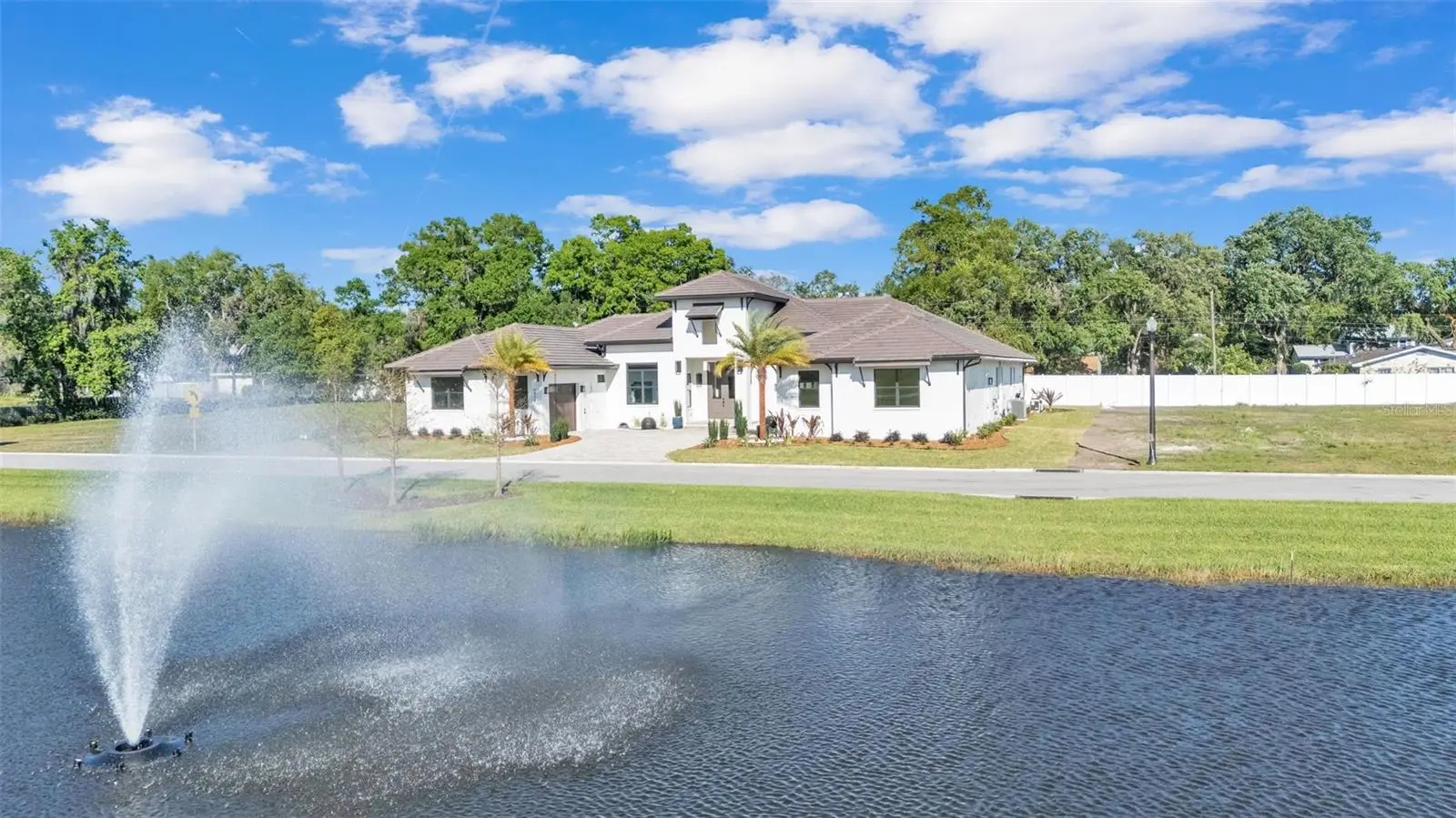 5472 Shoreview Drive, FL