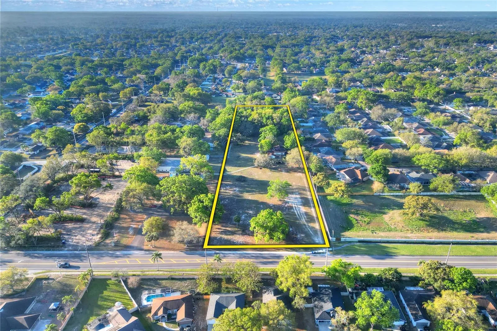 4207 Lumsden Road, FL