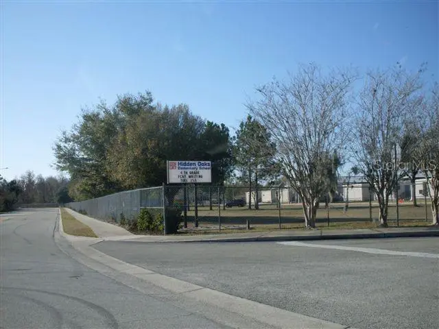 Suburban Drive, FL