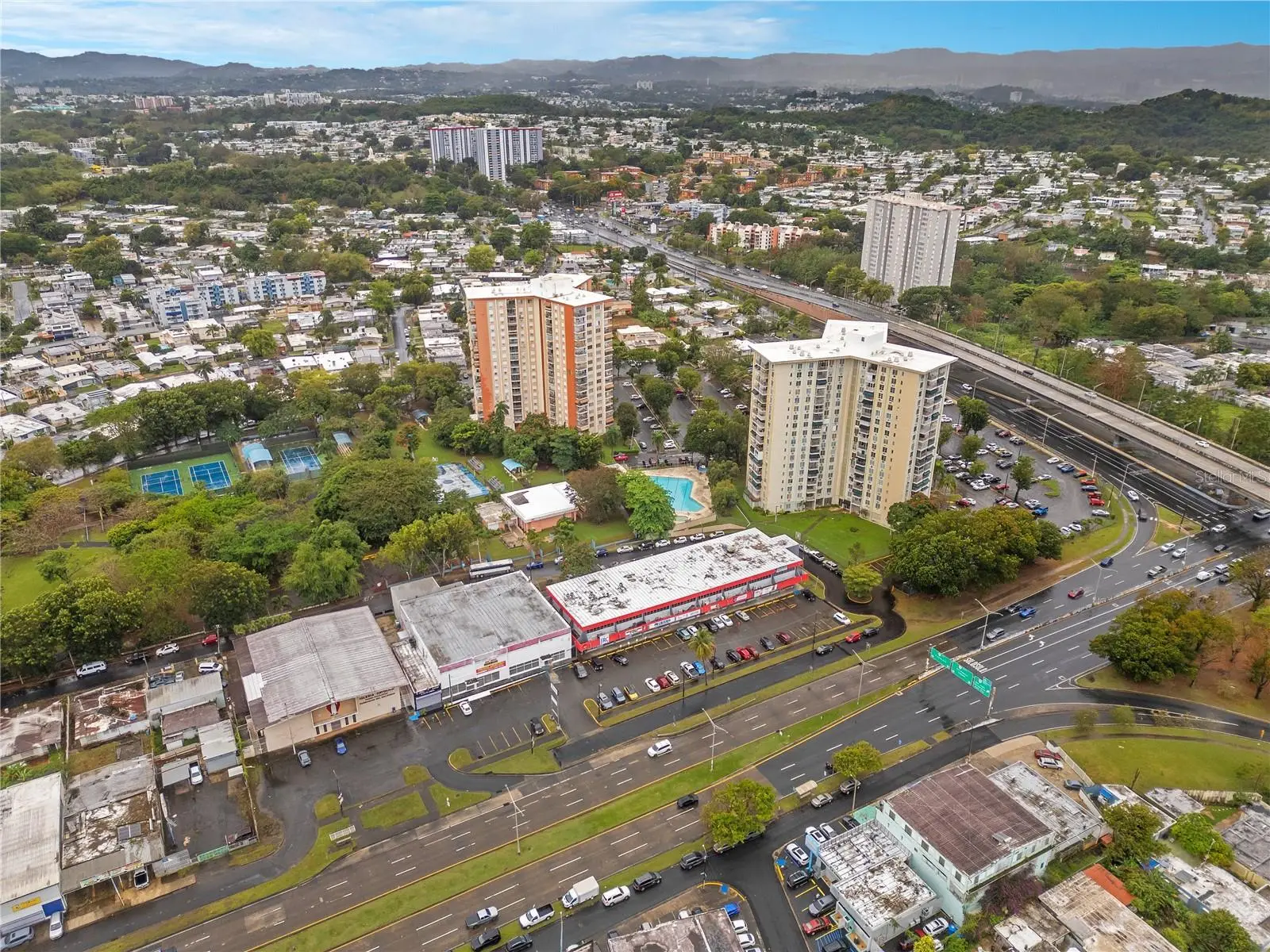 65 Avenida De Infanteria Concordia Gardens Shopping Center Annex Bulding Avenue, PR
