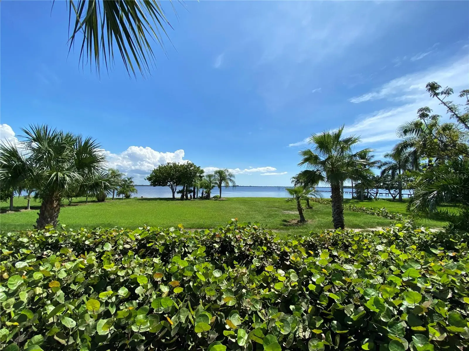285 Horseshoe Loop Road, FL