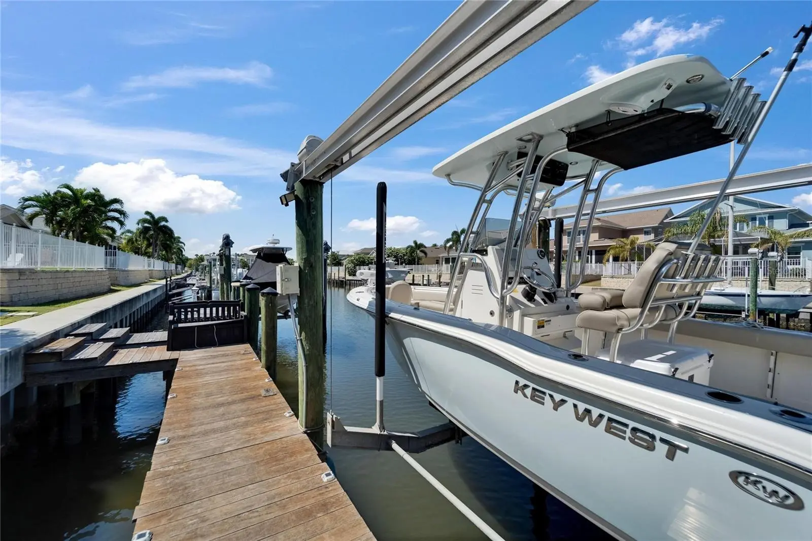 426 Islebay Drive, FL