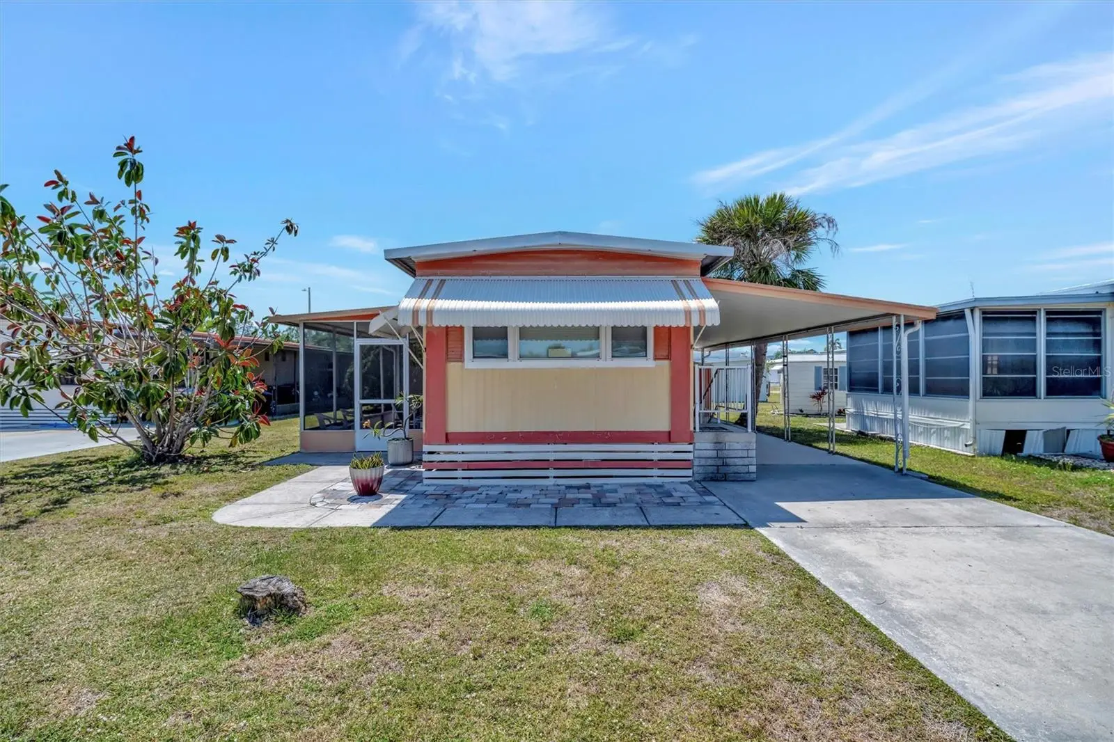 104 Saint Kitts Way, FL