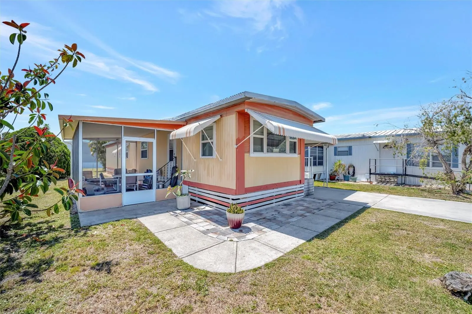 104 Saint Kitts Way, FL