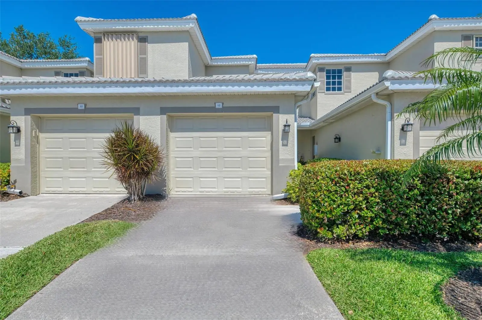 3433 Grand Vista Court, FL