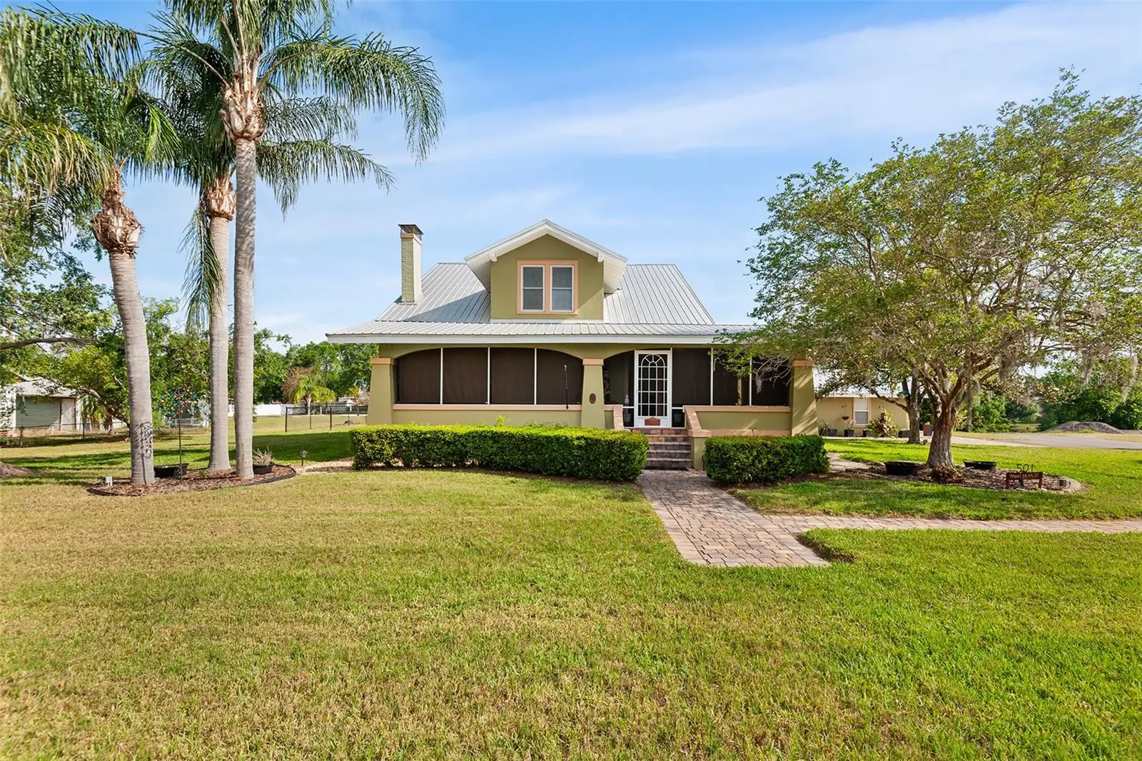 501 Main Street, FL