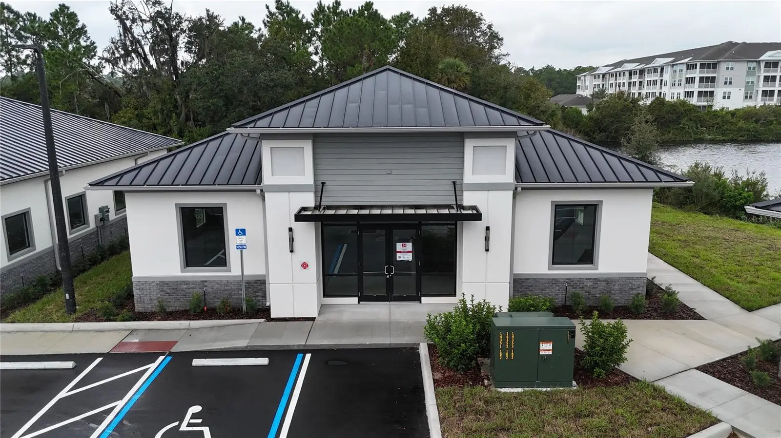 50 Exchange Loop Loop, FL