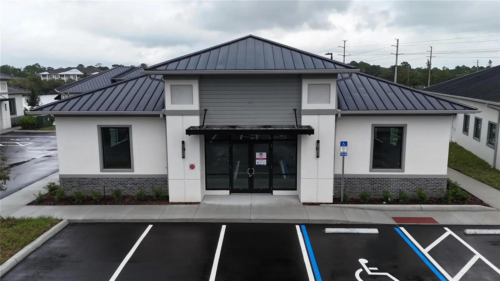 75 Exchange Loop Loop, FL