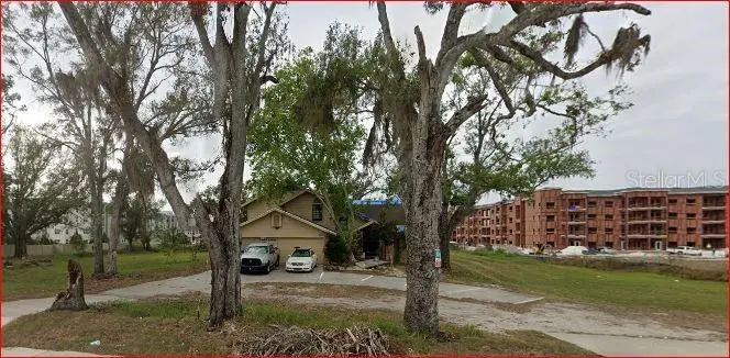 6906 Simmons Loop, FL