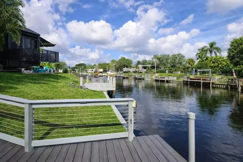 443 Waterway Drive, FL