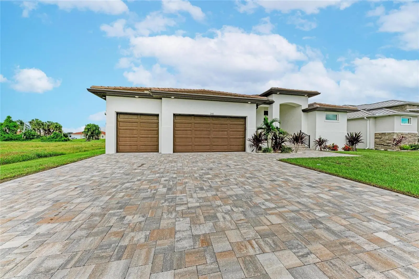 241 Rotonda Boulevard, FL