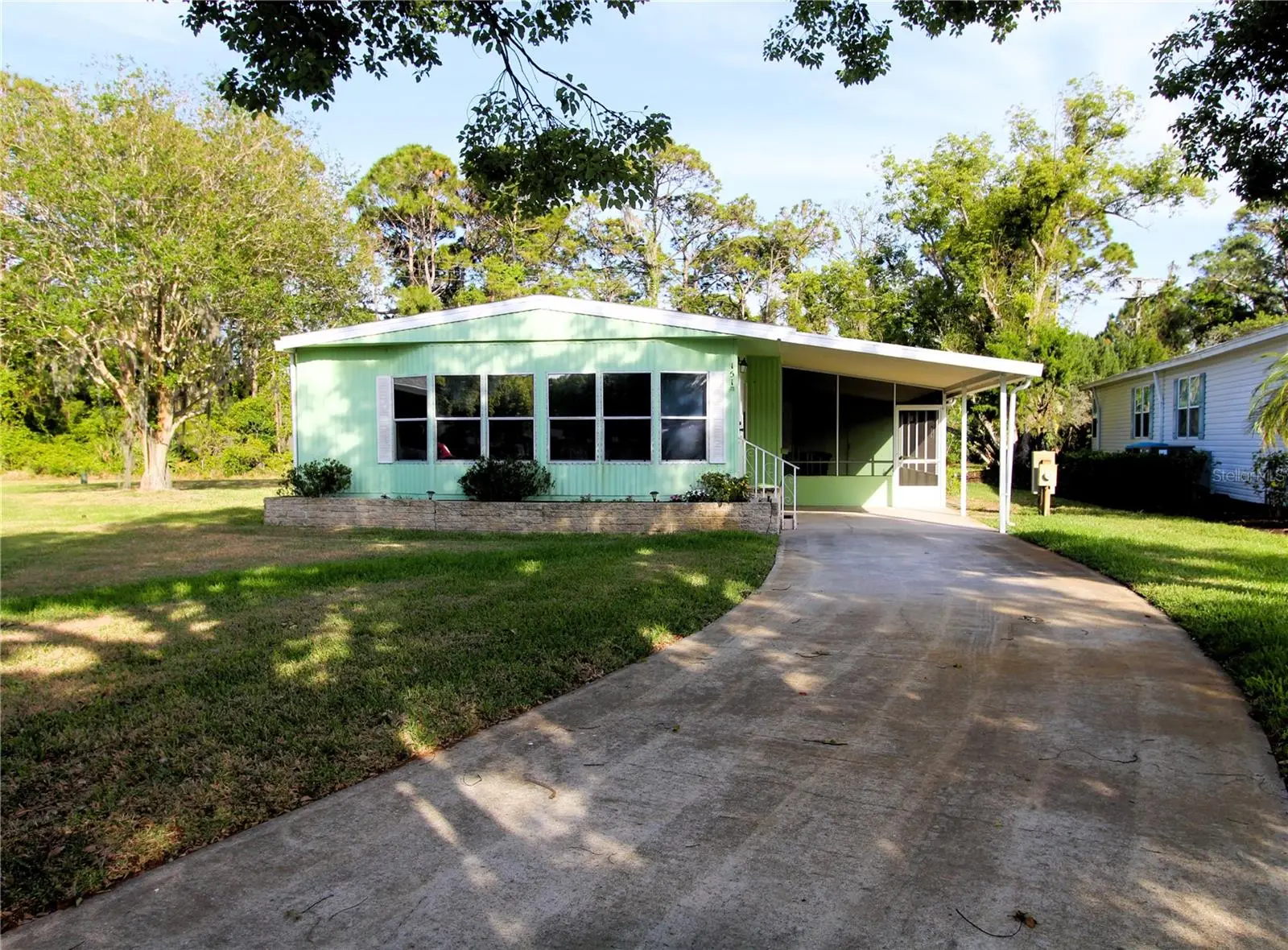 151 Apache Court, FL
