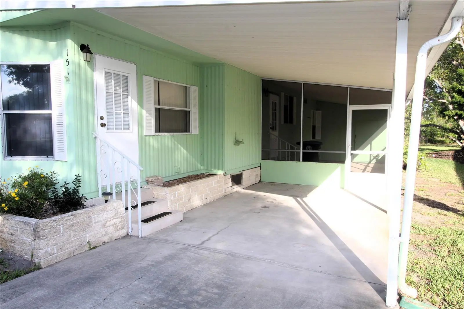 151 Apache Court, FL
