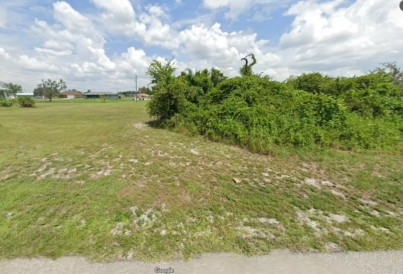 30102 Red Pine Road, FL