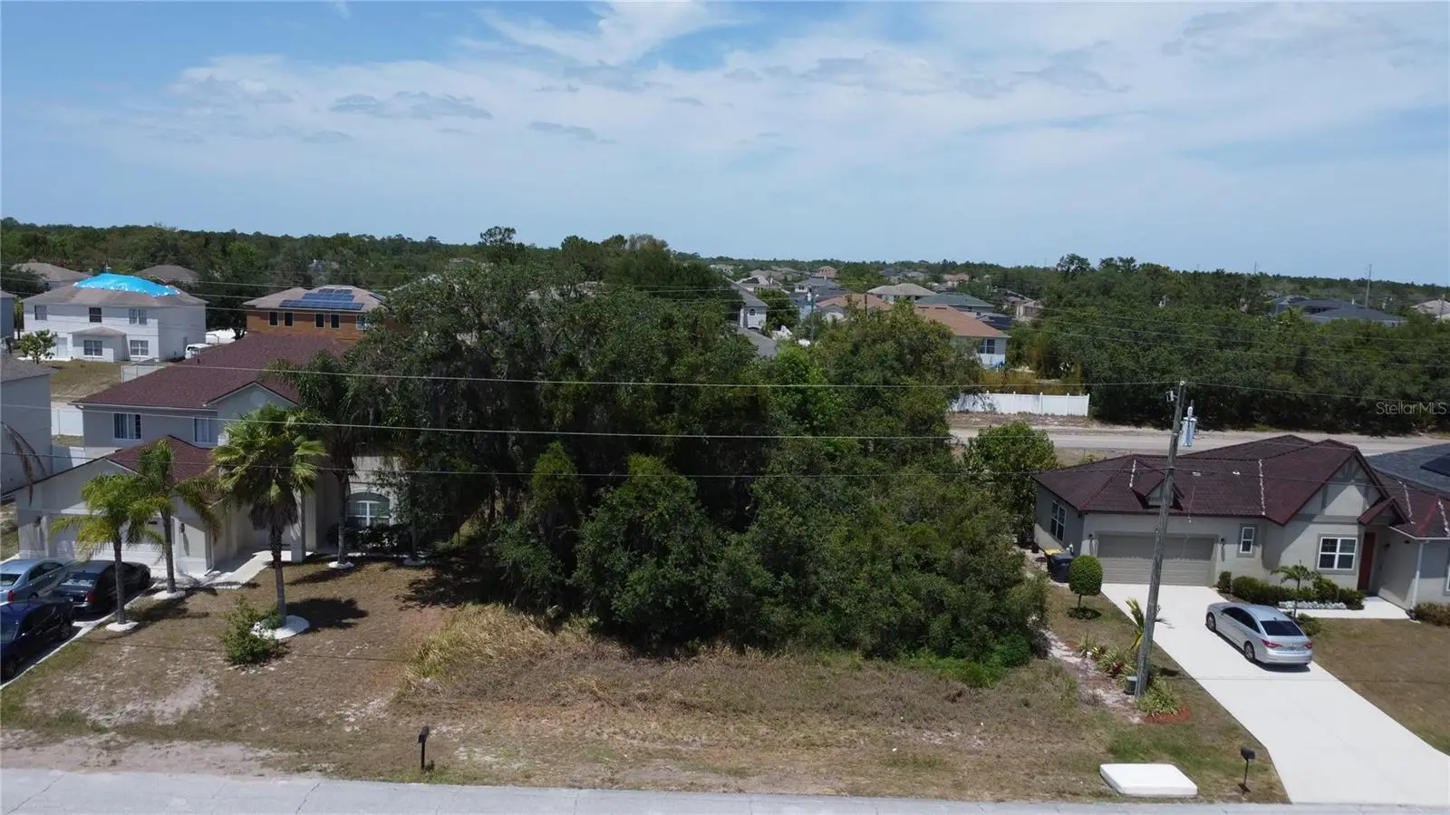 315 Churchill Court, FL