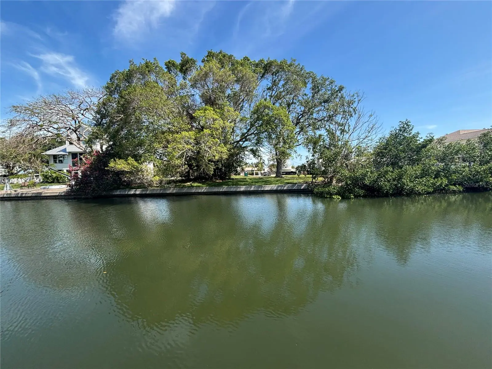 4411 Dolphin Lane, FL
