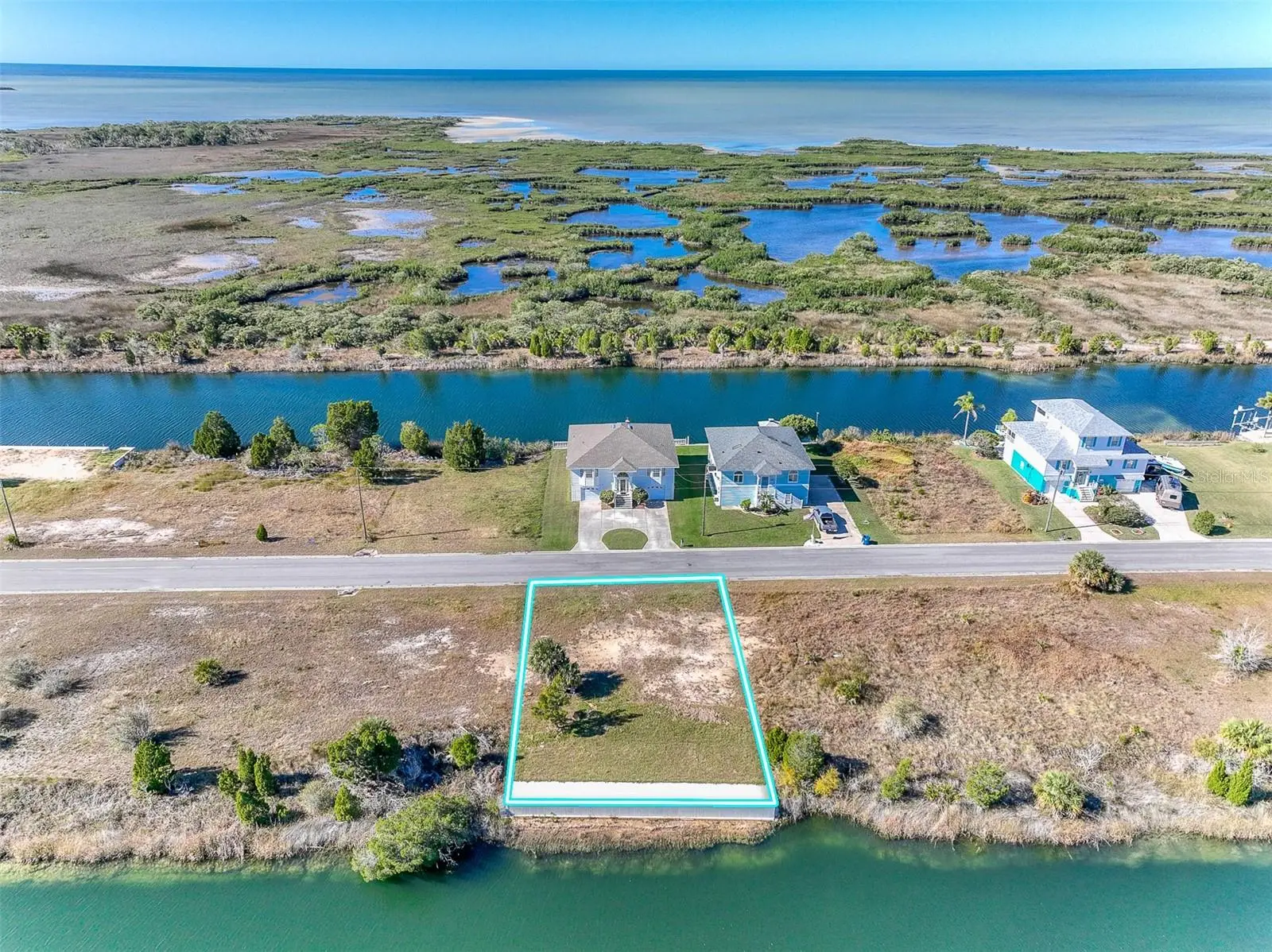 3266 Lugustrum Drive, FL