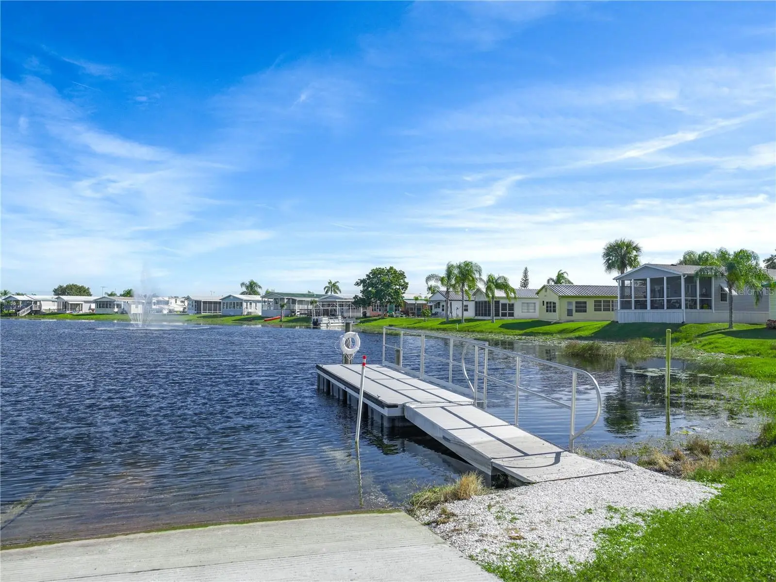 43 Red Quill Circle, FL