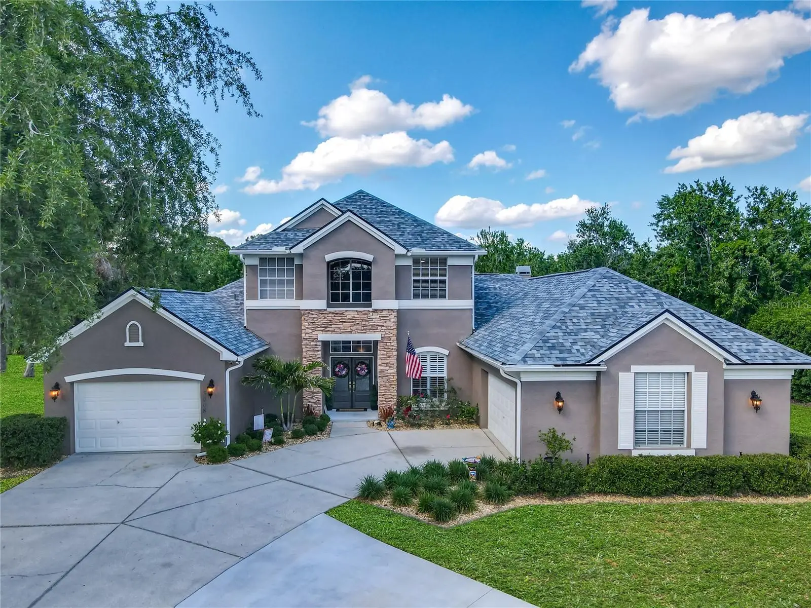 3008 Sutton Woods Drive, FL