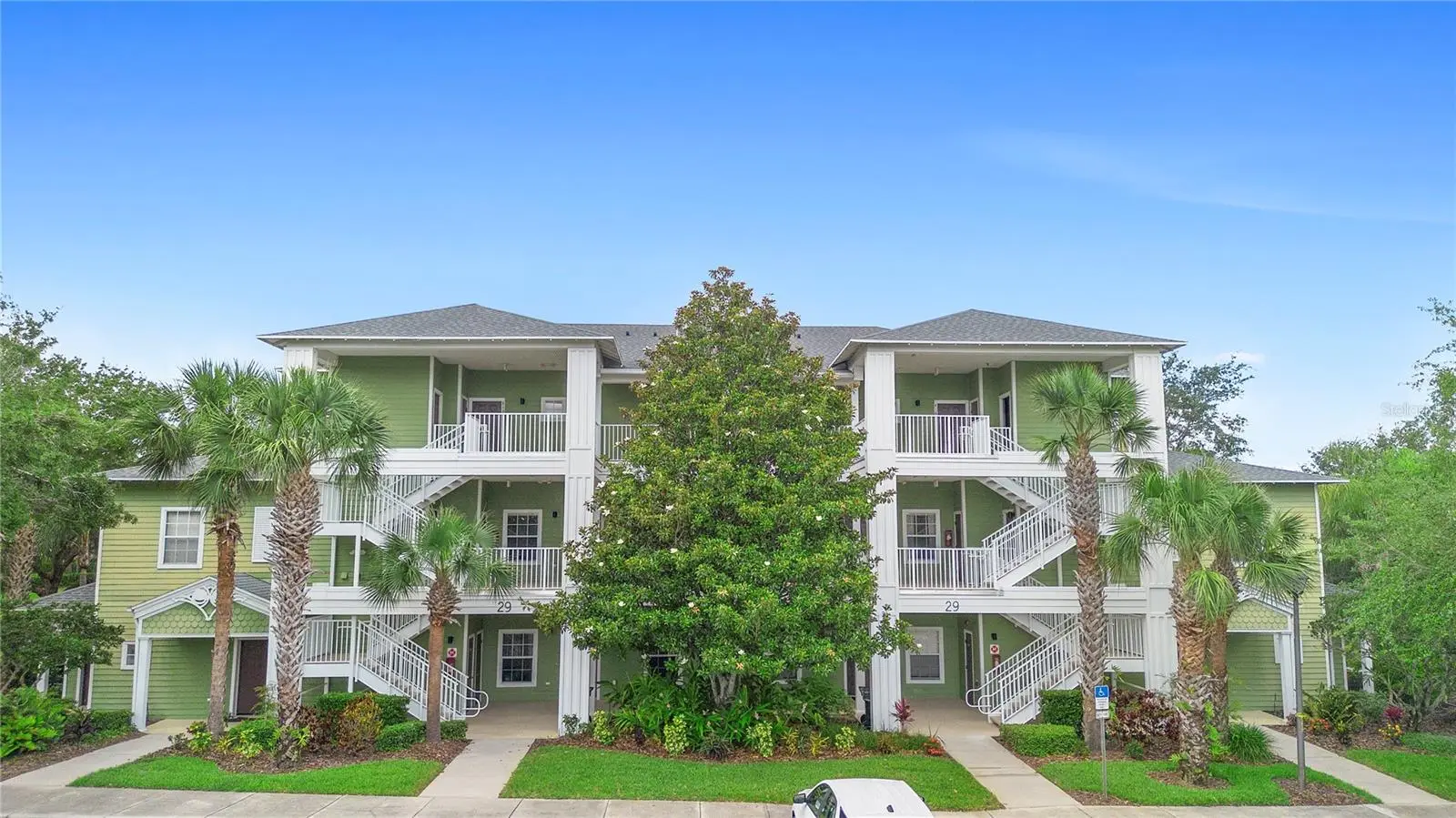 607 Gran Bahama Boulevard, FL