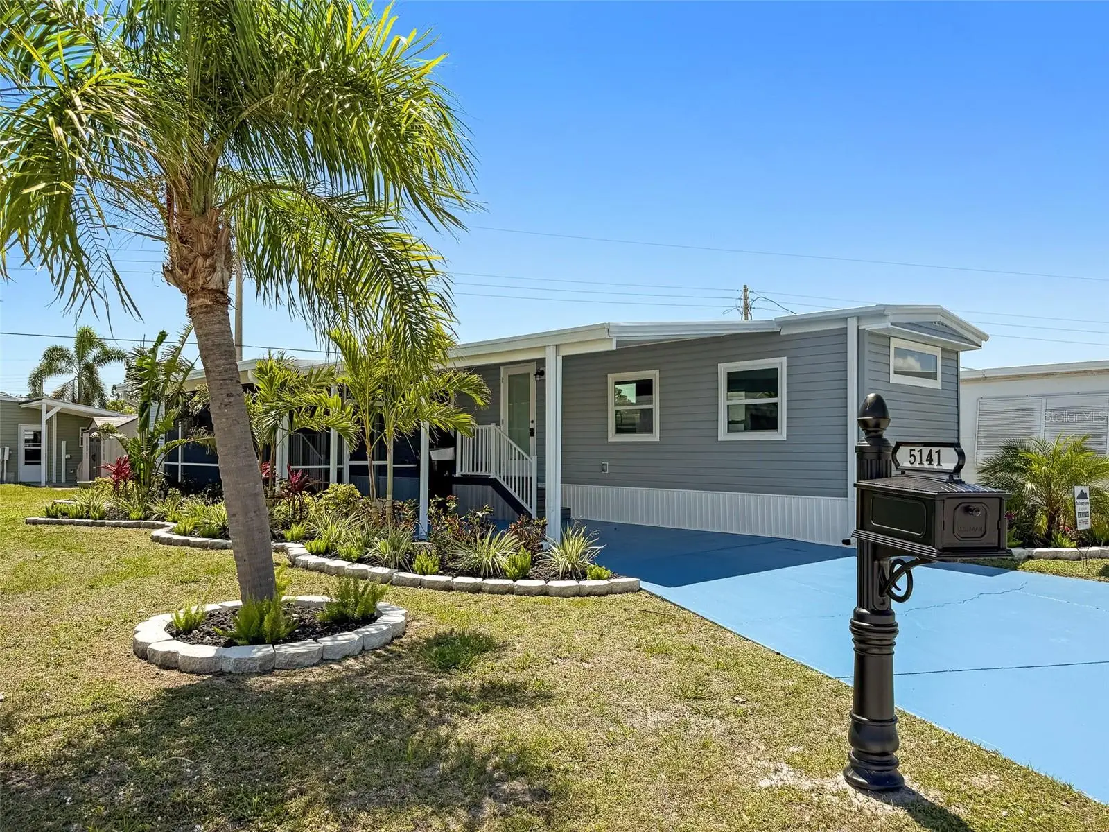 5141 Oakland Hills Avenue, FL