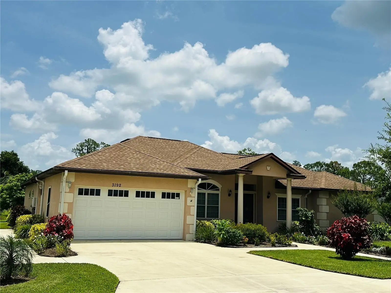 3192 Oaks Bend, FL