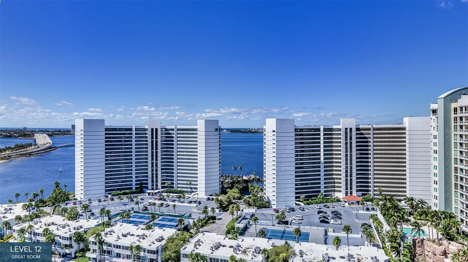 555 Quay Common, FL