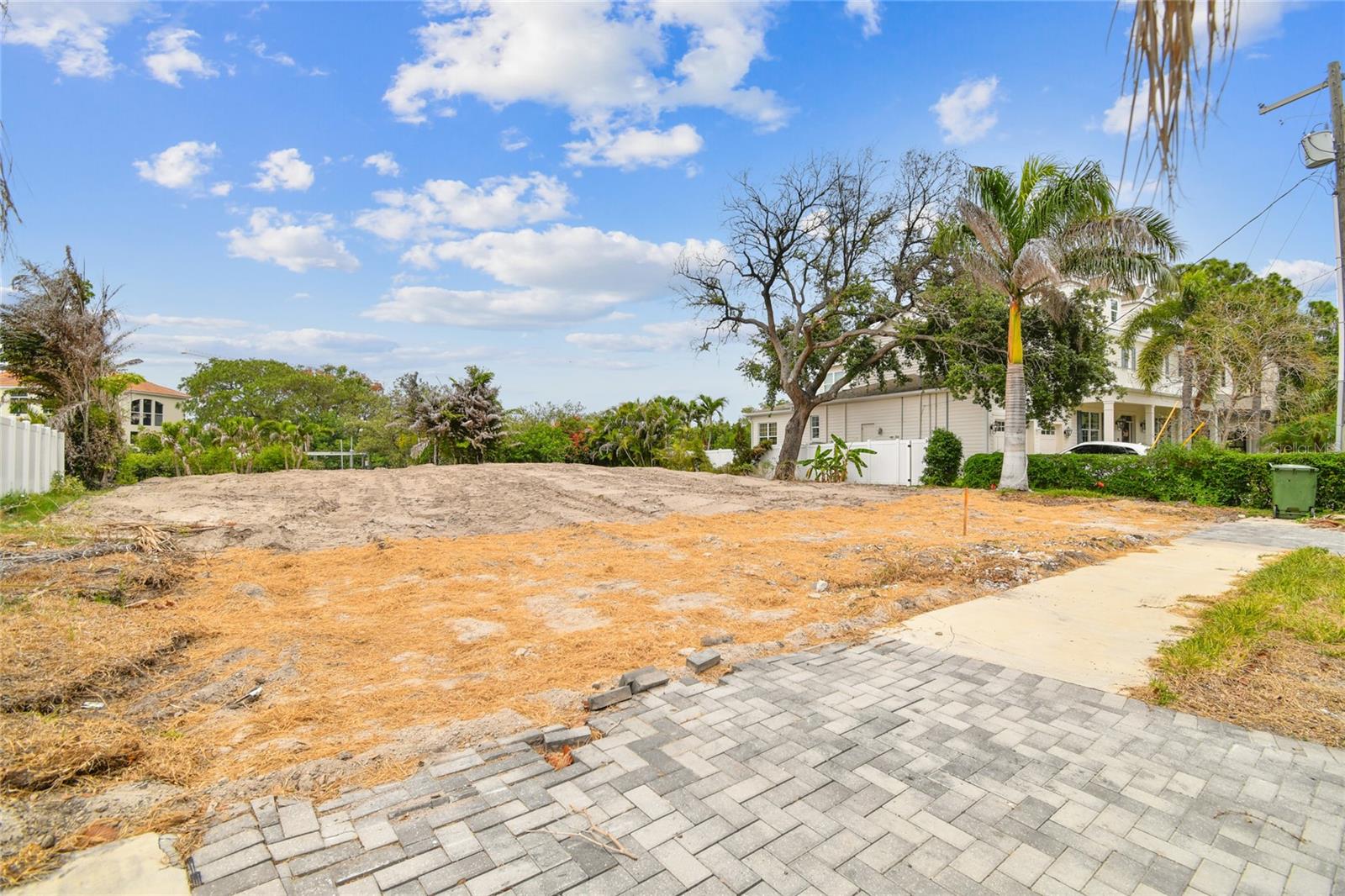 17 Spanish Main Street, FL