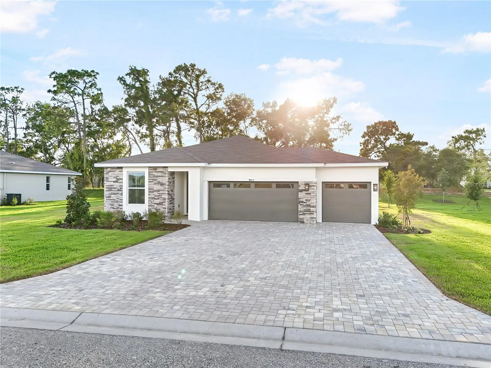 9127 Players Drive, FL