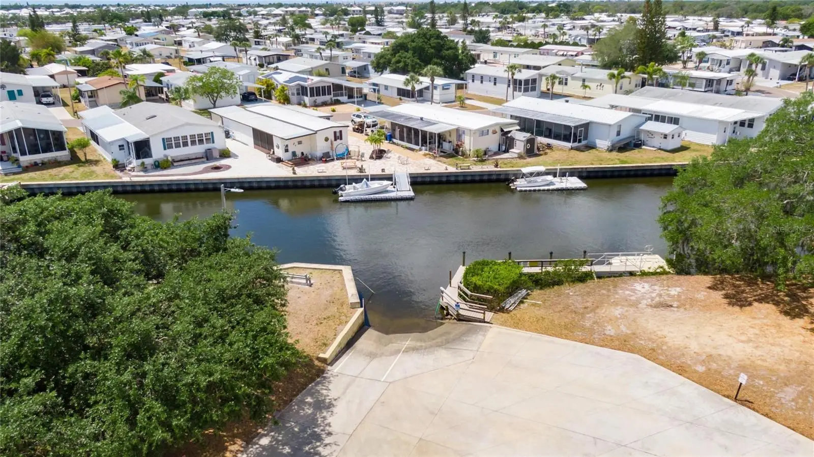 250 Port Royal Lane, FL