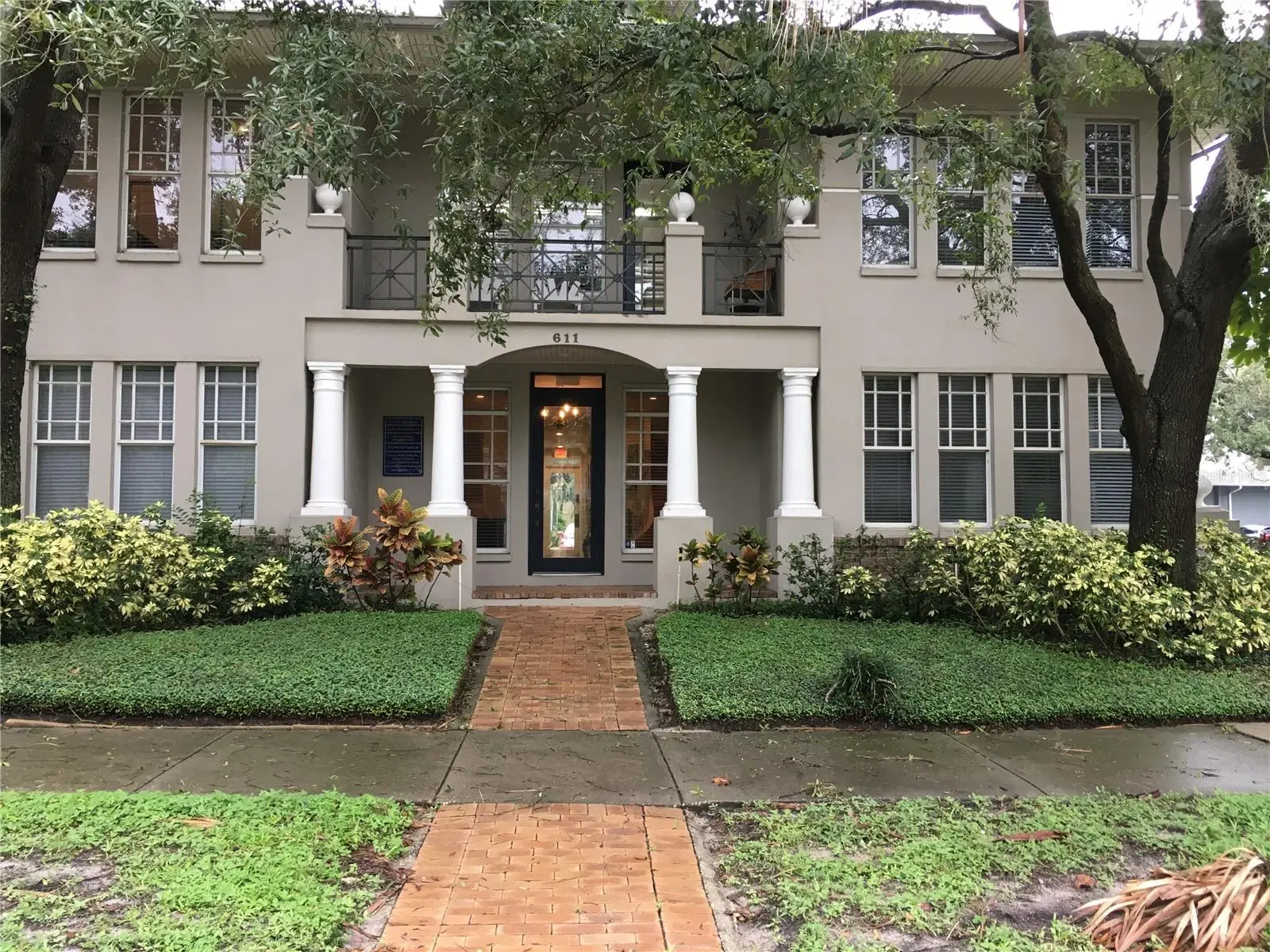 611 Bay Street, FL