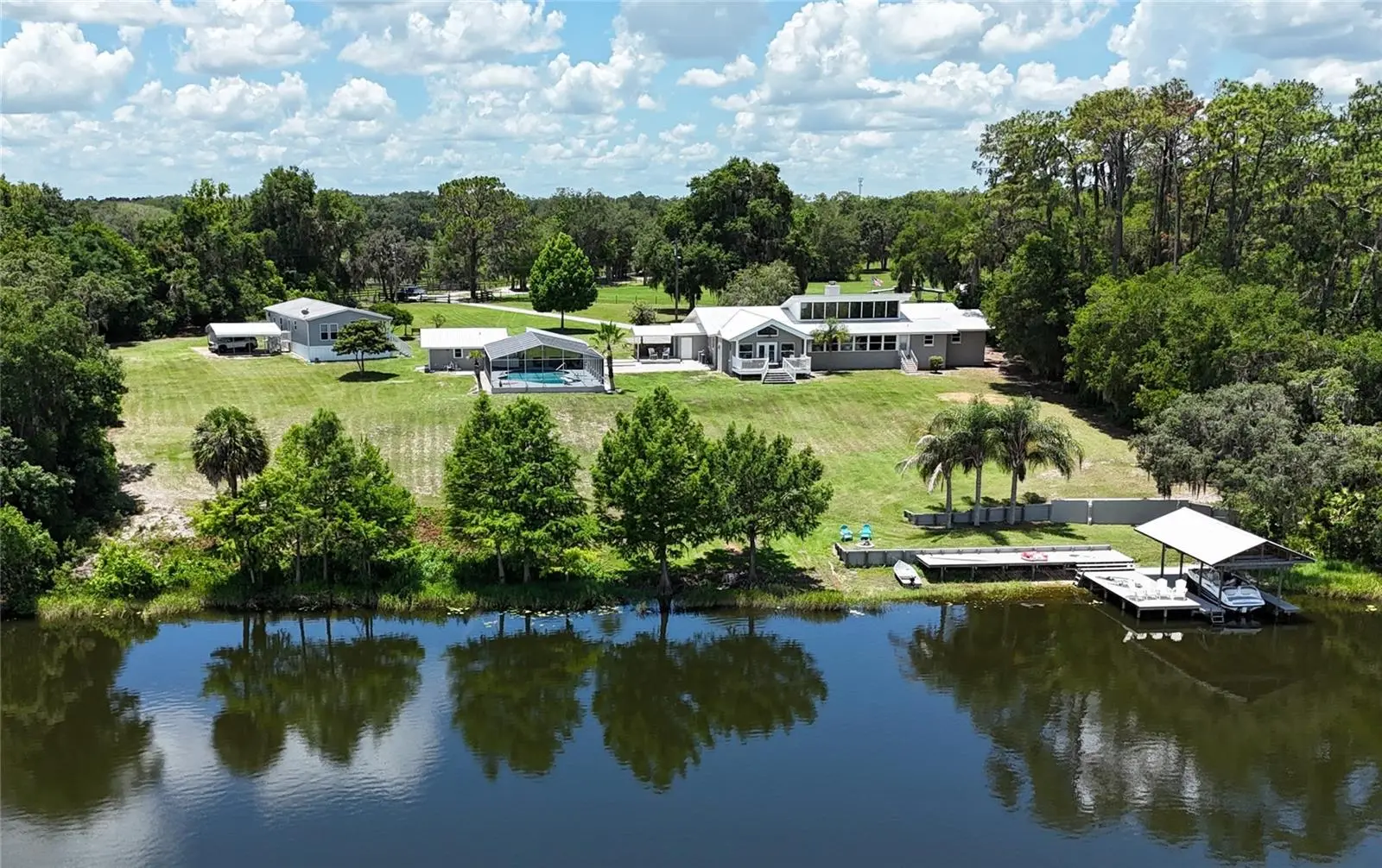 10893 141 Avenue Road, FL