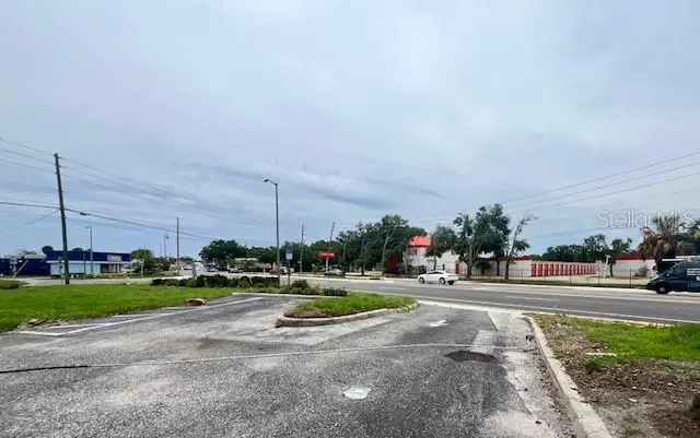 101 Main Street, FL